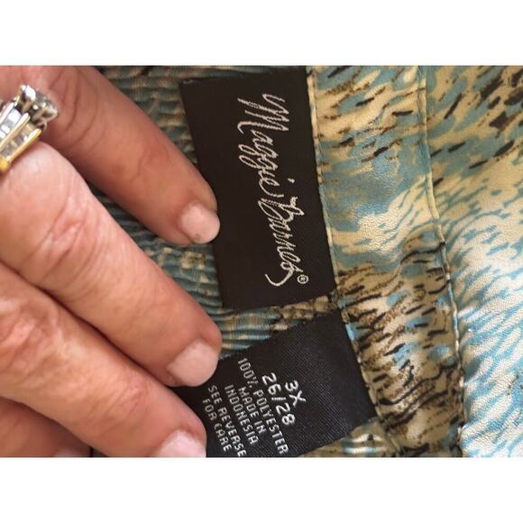 Maggie Barnes blue/brown pleated button front top, 3X, artsy, bohemian, resort - Picture 5 of 5